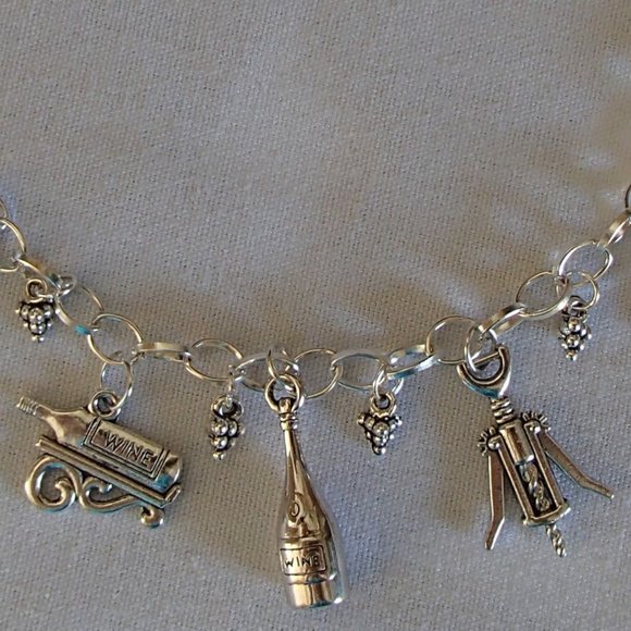 Wine Tasting Theme Charm Bracelet Handcrafted + Oraganza Roses Gift Bag - Picture 4 of 7